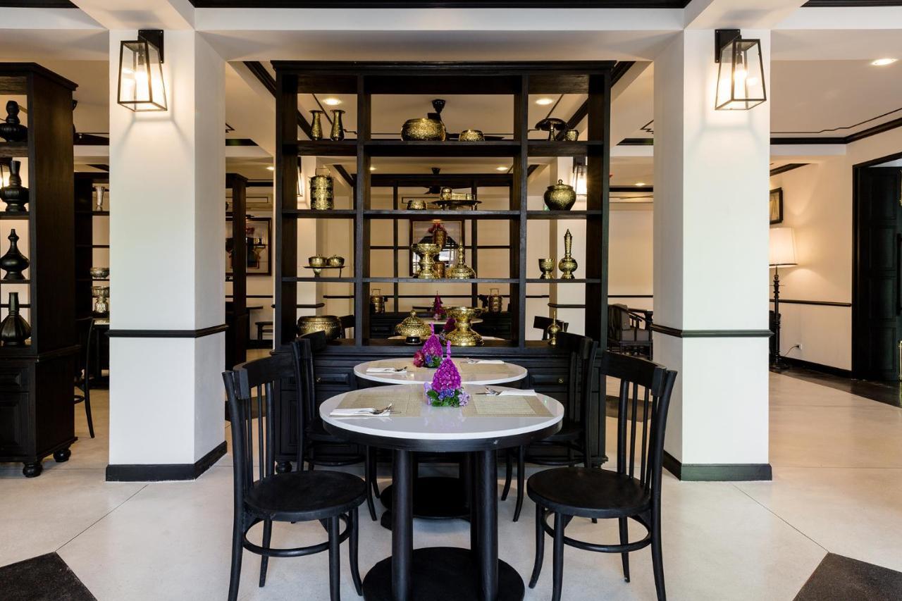 모라 부티크 호텔  치앙라이 외부 사진 The interior of the hotel